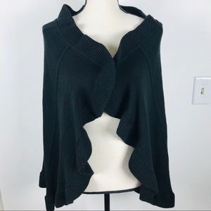 WOMENS RUFFLE TRIM EYE HOOK SHAWL WRAP BLACK CAPE